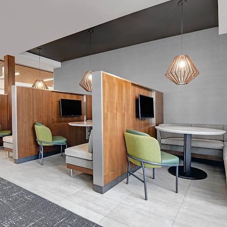 Courtyard By Marriott Manhattan Aggieville Luaran gambar
