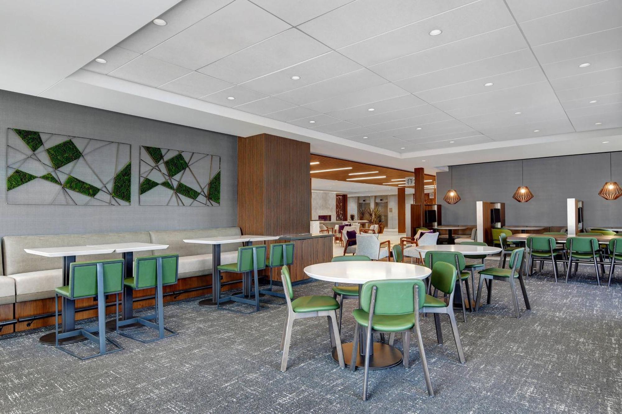 Courtyard By Marriott Manhattan Aggieville Luaran gambar