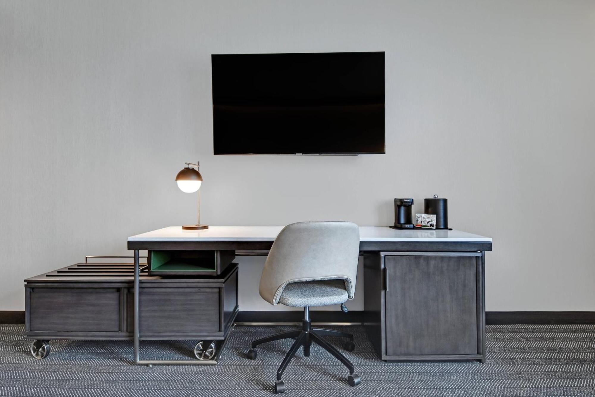 Courtyard By Marriott Manhattan Aggieville Luaran gambar