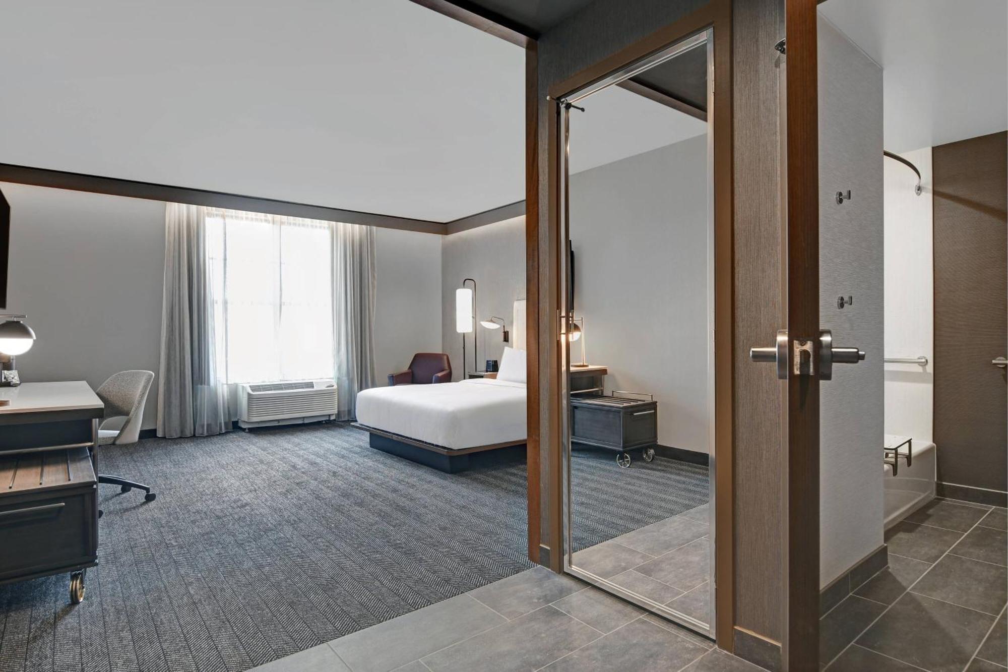 Courtyard By Marriott Manhattan Aggieville Luaran gambar