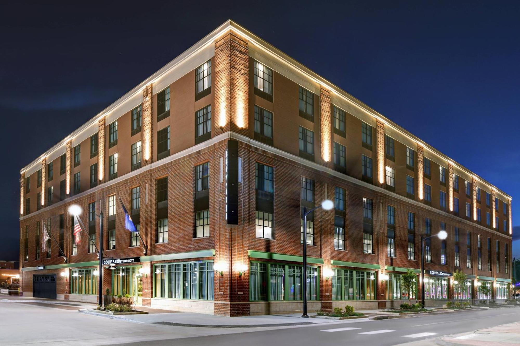 Courtyard By Marriott Manhattan Aggieville Luaran gambar