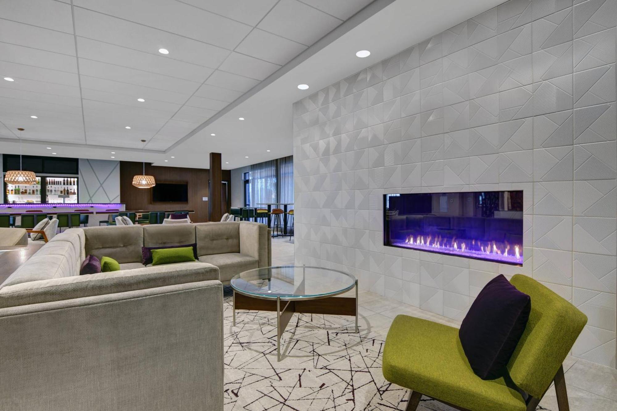 Courtyard By Marriott Manhattan Aggieville Luaran gambar